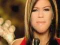 Kelly Clarkson :: A Moment Like This