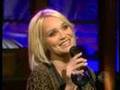 Kristin Chenoweth singing "Taylor the Latte Boy"